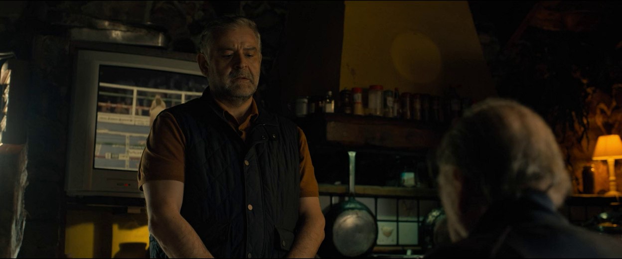 Den of Thieves 2 Pantera (2025) AMZN WEB-DL Hindi + En Ta Te 576p AVC AAC 2.0 ESub B4uHD.mkv.0000